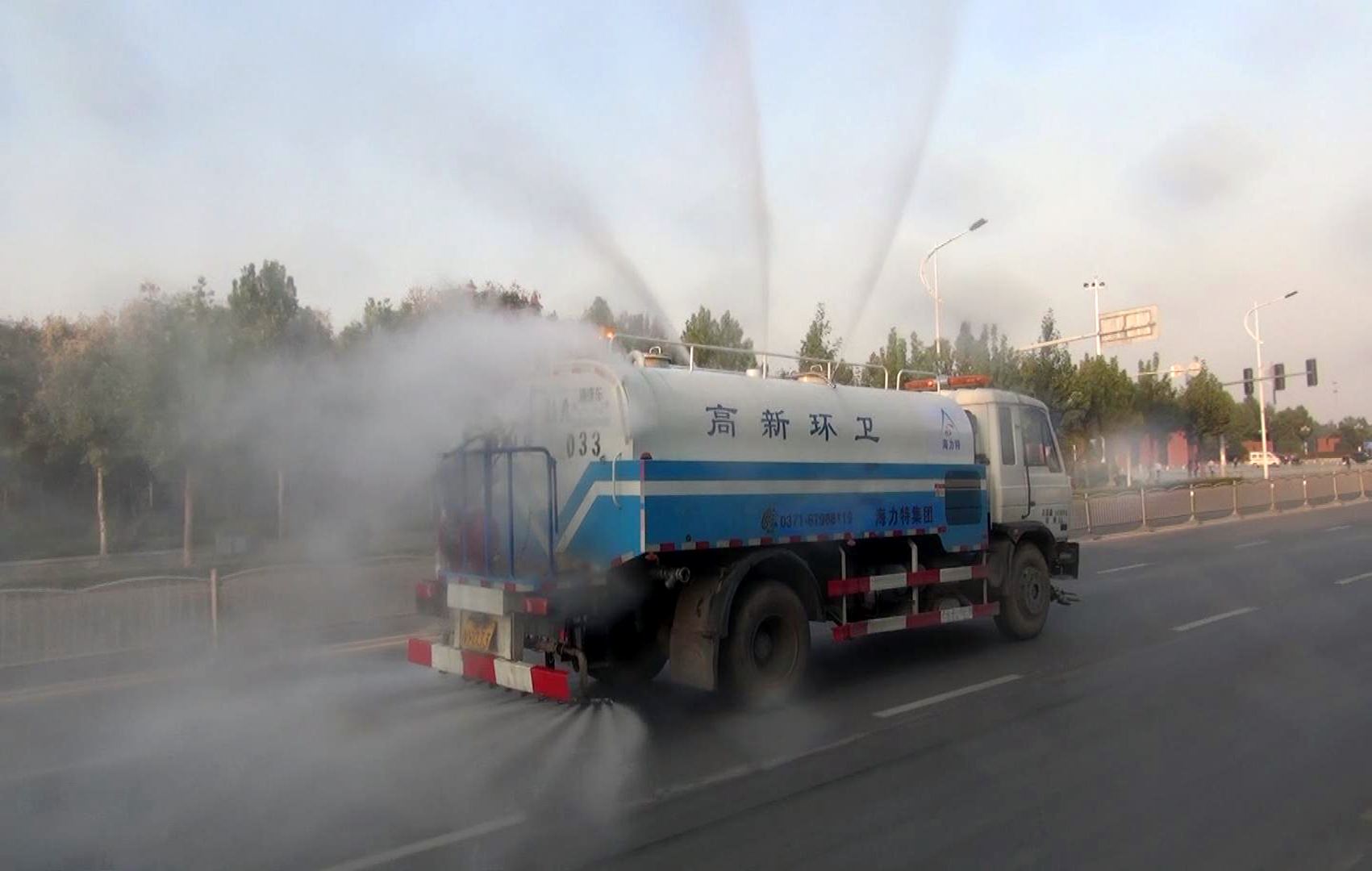 國(guó)六東風(fēng)凱馬5方消毒噴霧車多少錢一輛？