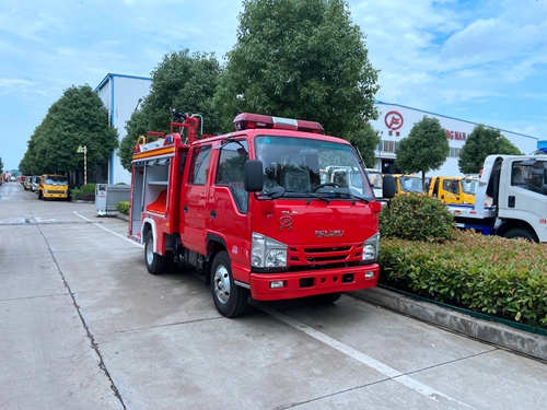 裝水1噸的小型泡沫消防車來了？1噸的小型泡沫消防車多少錢？