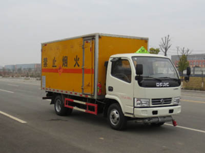 國五東風(fēng)4噸爆破器材運(yùn)輸車