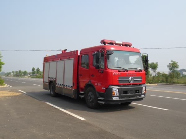 國(guó)五東風(fēng)天錦6噸水罐消防車(chē)